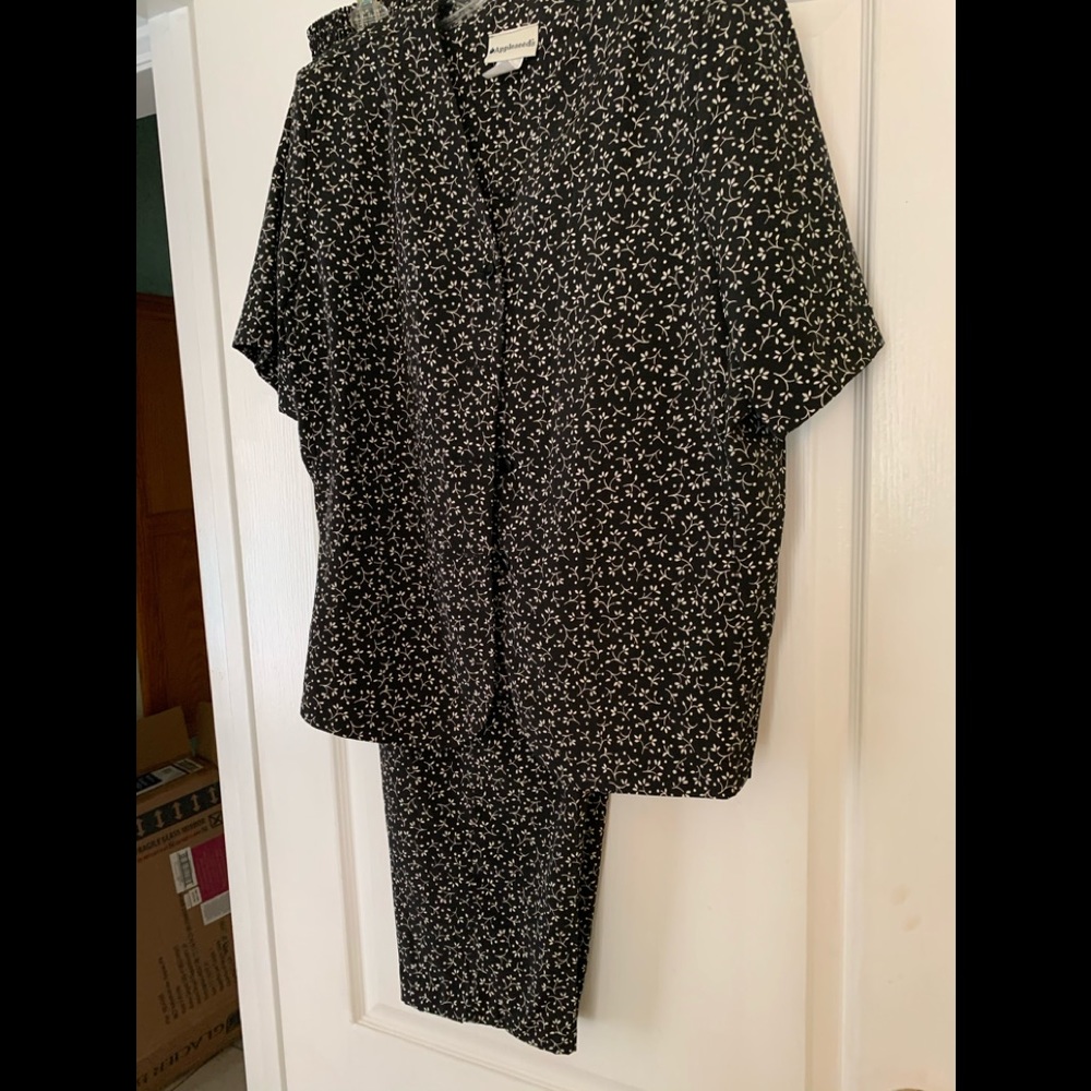Appleseeds pant suit